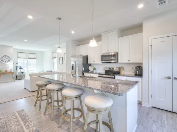 4316 Summercrest Blvd Unit 821, Antioch, TN 37013