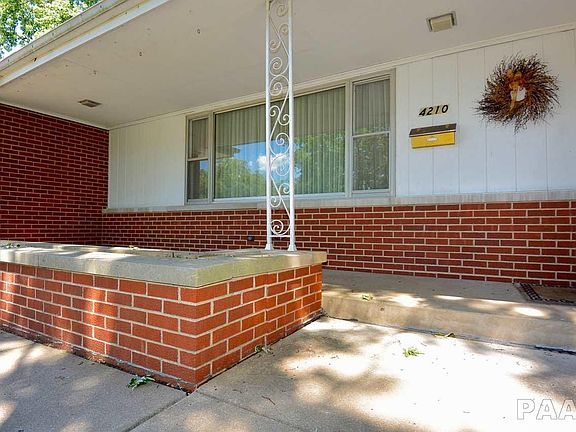 4th image of 4210 N Northbrook Ct