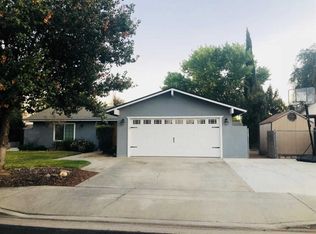 1468 Ashcroft Ave, Clovis, CA 93611
