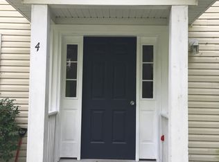 4 Donlo Dr APT 2, Fishkill, NY 12524