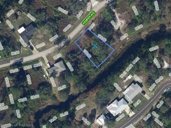 717 Kemper Ave, Lake Placid, FL 33852