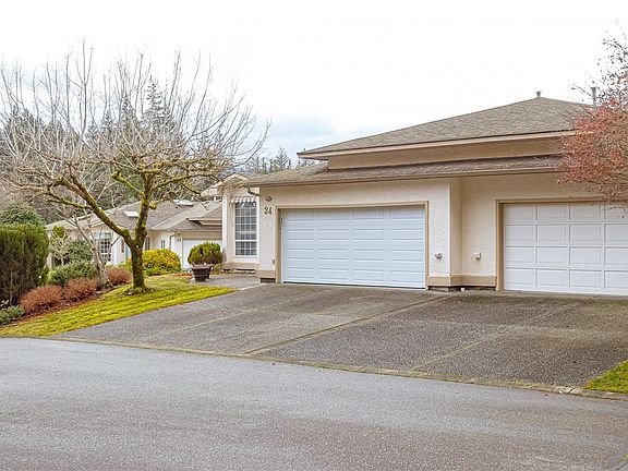 2nd image of 2979 River Rd #34