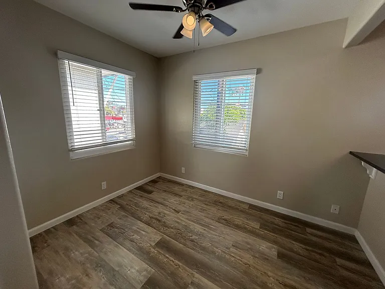 1149-1155 Felspar Street — Photo 17