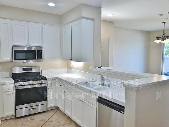 4th image of 24793 Ambervalley Ave #3