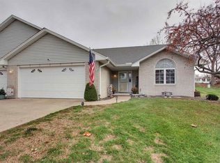 3012 Bluff Ridge Dr, Quincy, IL 62305