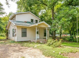 1509 Redbud Ln, Irving, TX 75061