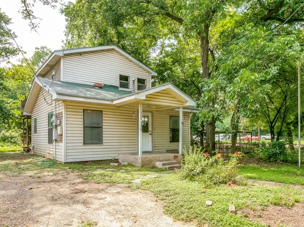 1509 Redbud Ln, Irving, TX 75061