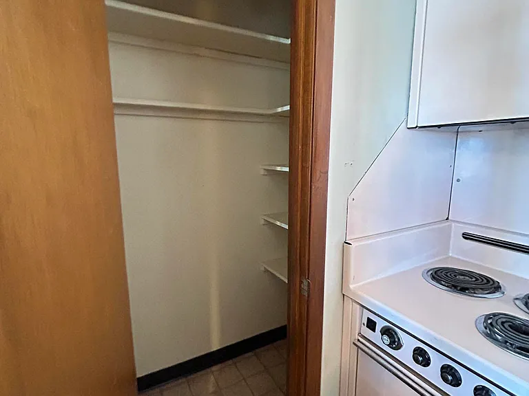 815 Loomis St #43 — Photo 2