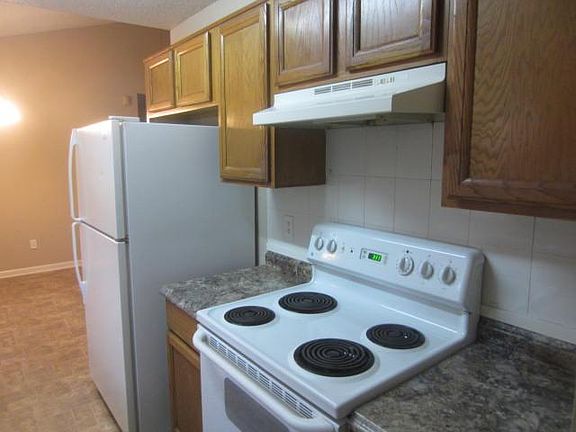 4th image of 17 Sugar Mill Dr