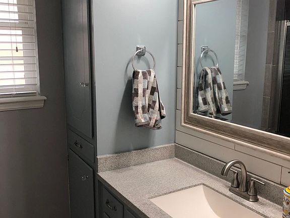 Master bath with shower