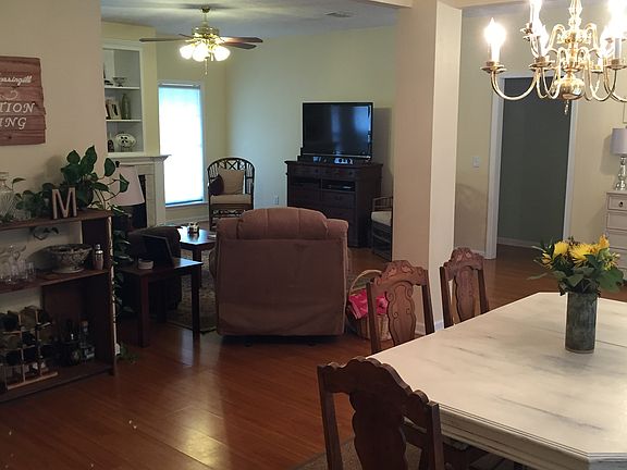 5th image of 120 Copperfield Ct