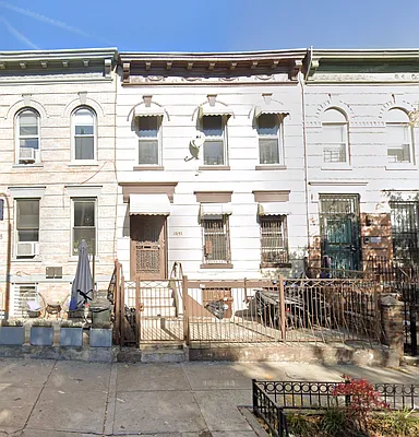 Rented by ATM Realty Service Inc | media 9