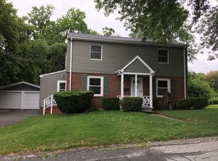 42 Oregon Ave, Woonsocket, RI 02895