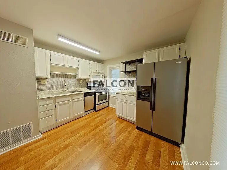 3006 W Pikes Peak Ave — Photo 8