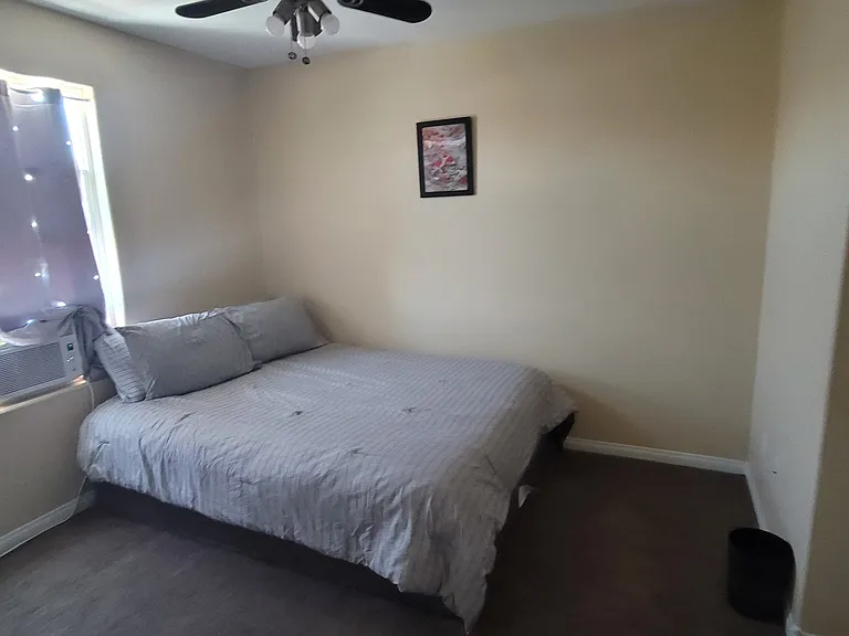 3213 Sisley Garden Ave — Photo 2