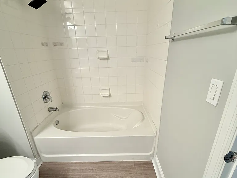 255 Evernia St #703 — Photo 16