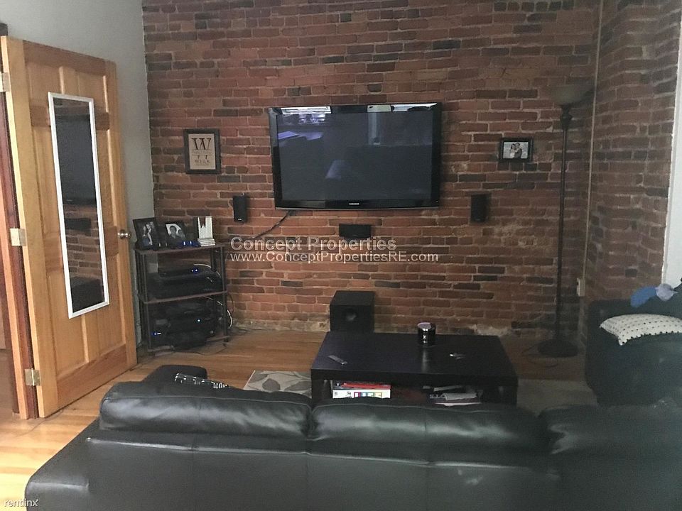 2nd image of 89 Prince St #2M