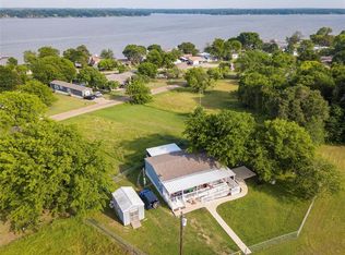 302 Vaughn St, Gun Barrel City, TX 75156