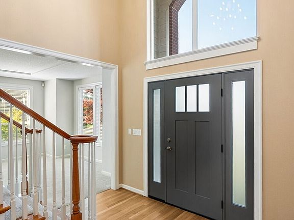 4th image of 16005 NE 26th Court