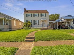 1335 W Virginia Ave, Dunbar, WV 25064