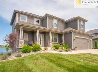 8805 SE 1st St, Blue Springs, MO 64064