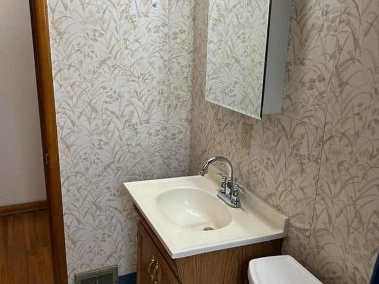 96 Federal Ave #2 — Photo 5
