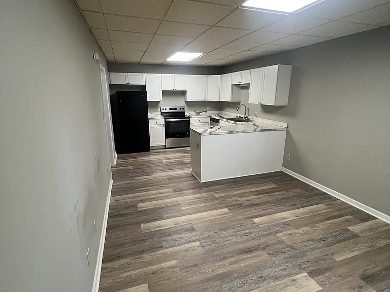 301 Cypress St #4 — Photo 6