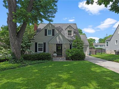 5444 Canterbury Rd, Fairway, KS, 66205