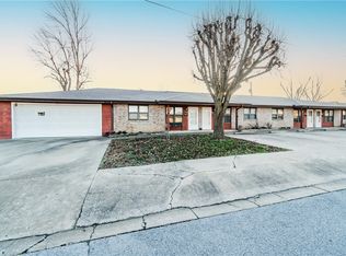 907 S 11th St, Rogers, AR 72756