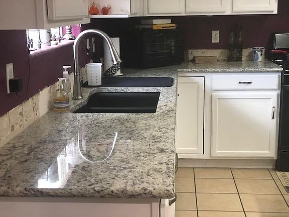 3rd image of 10420 Calle Mirlo NW