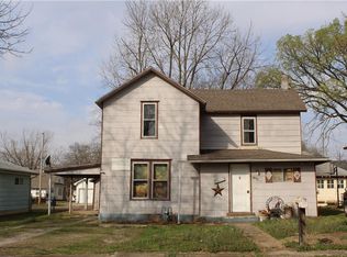 509 S 8th St, Independence, KS 67301