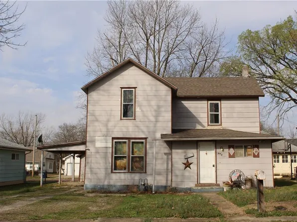 509 S 8th St, Independence, KS 67301