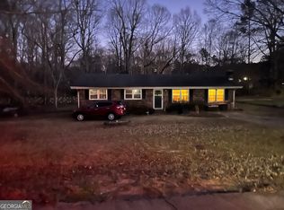 309 Woodview Dr, Winder, GA 30680