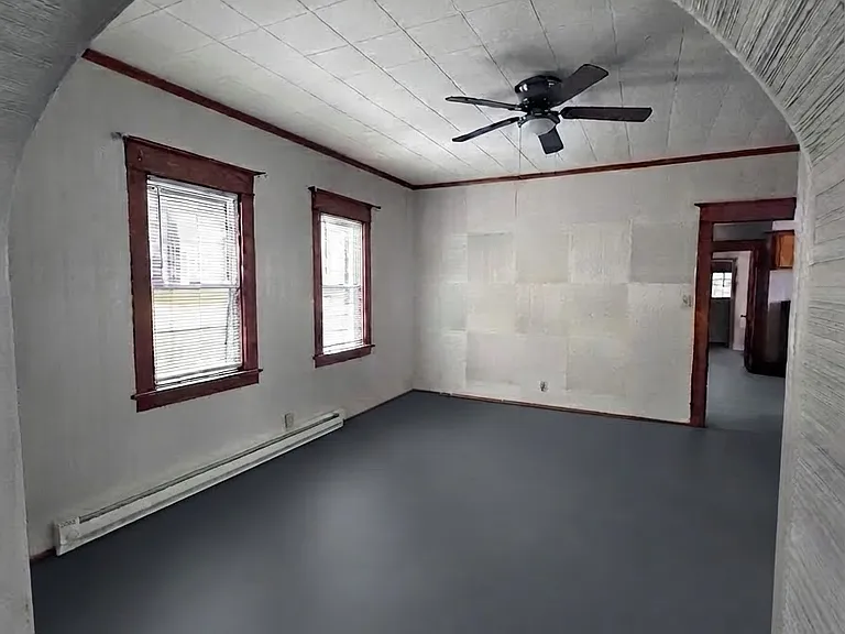 118 Barnard St #1 — Photo 2