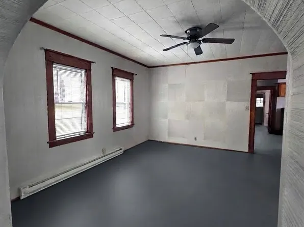 118 Barnard St Unit 1, Buffalo, NY 14206