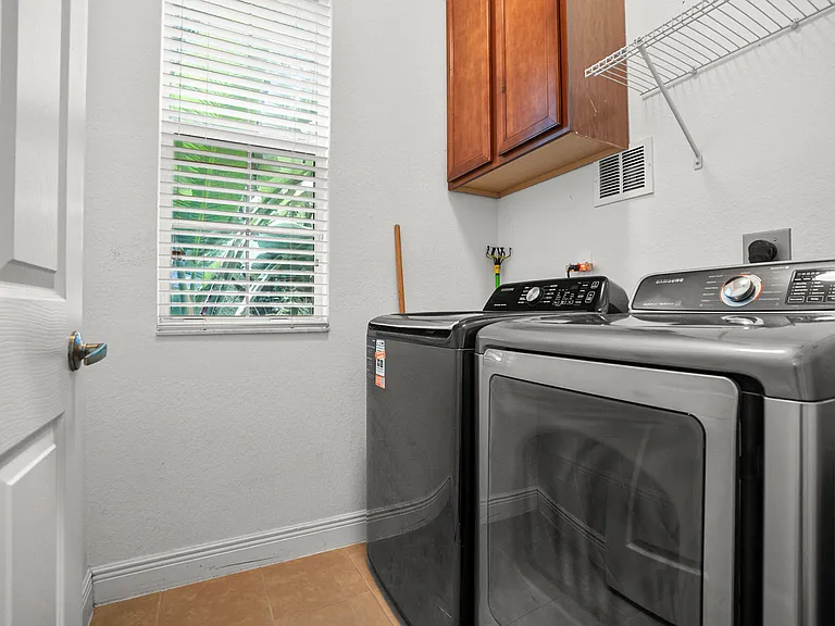 11967 SW 26th Ct — Photo 19