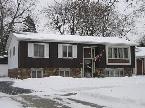 1st image of 1027 S Myrtle Ave