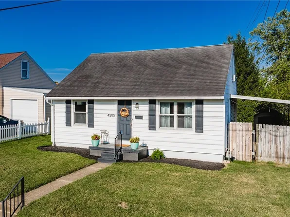 4505 9th Ave, Vienna, WV 26105