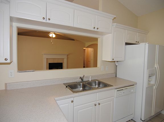 4th image of 3405 Bowker Dr