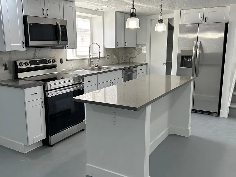 3210 S Elmer St #B