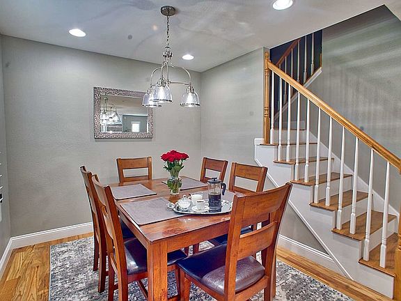4th image of 6817 S Magnolia Ct