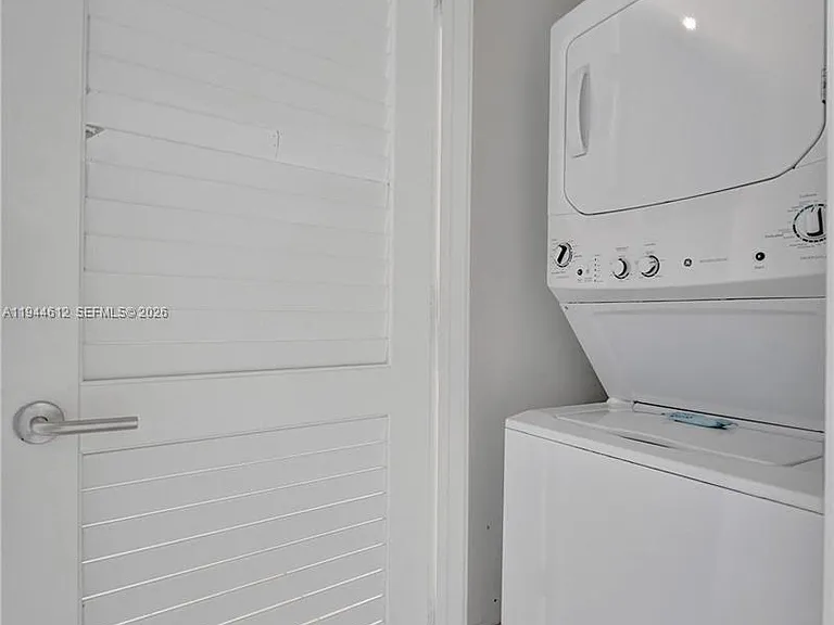 4111 S Ocean Dr #1201 — Photo 29