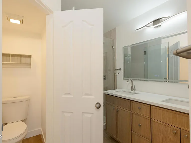 1311 Oyster Pl — Photo 20