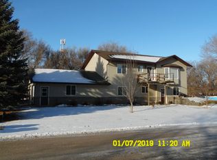 2923 9th Ave E, Williston, ND 58801