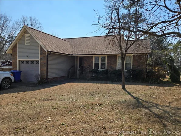 7199 Largo Pl, Fayetteville, NC 28314