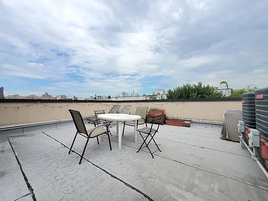 Rented by Doorway NYC, LLC | media 18