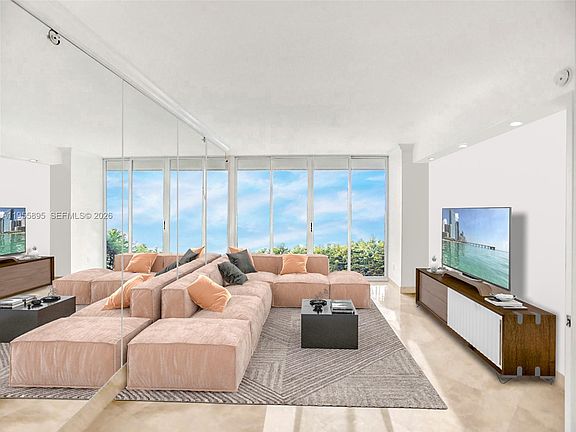 2nd image of 21205 Yacht Club Dr APT 507