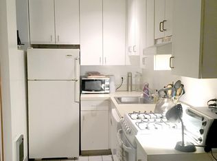 325 S 17th St APT 2R, Philadelphia, PA 19103