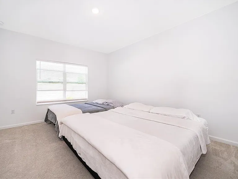 2366 White Cedar Way — Photo 15