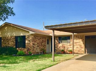 1802 Lindy St, Graham, TX 76450